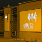 oznakowanie zewnętrzne, osiedle pod topolami